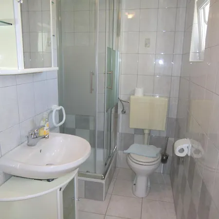 Ferien Haus Evita Auf Insel Vir,wohnung Ii