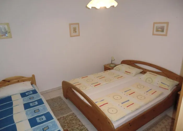 Ferien Haus Evita Auf Insel Vir,wohnung Ii *
