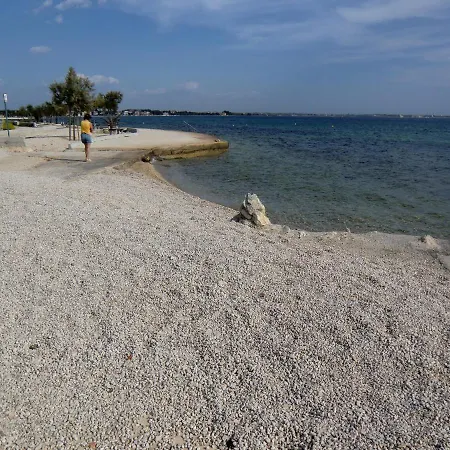Ferien Haus Evita Auf Insel Vir,wohnung Ii Lägenhet